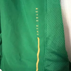 COPY - NWT Men's Under Armour Green Notre Dame Fighting Irish Woven Shorts SIZE…